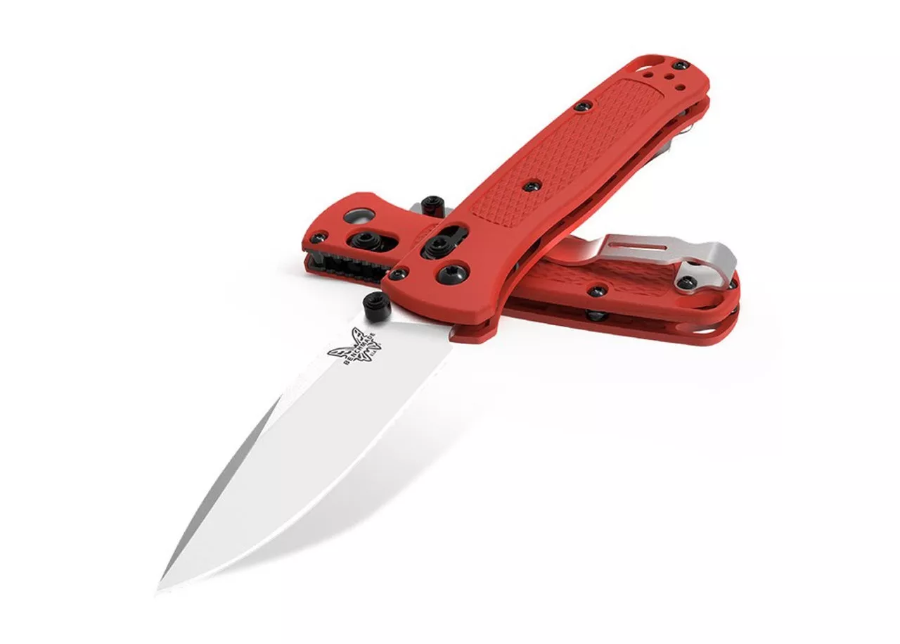 Benchmade 533-04 Mini Bugout, 2.82″ Plain Edge CPM-S30V Drop Point Blade, Mesa Red Grivory Handle W/ Clip (Out Of Production)