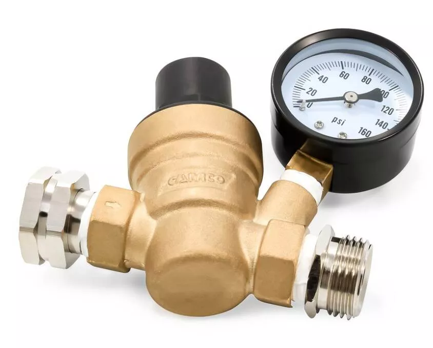 Camco Adjustable Water Pressure Regulator - Brass Lead-Free• 40058