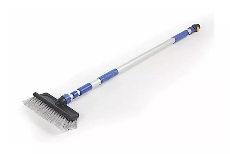 Camco Flow Through Wash Brush with Push Button Handle• 41960