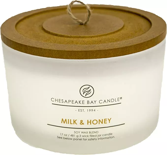 Chesapeake Bay Candle Milk & Honey 17 Oz.