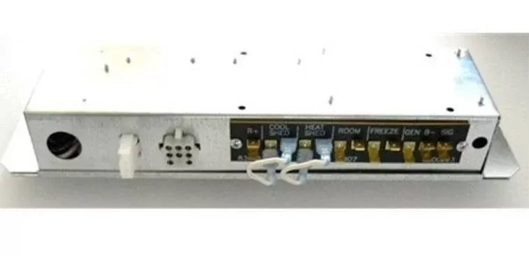 Coleman-Mach Cool Only Zone Control Box for Zone Control Thermostat 9330A3341/ 9330A3351• 9430A751