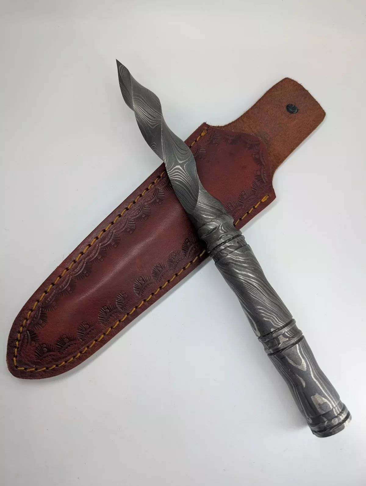 *Consignment* Custom Large Damascus Spiral Blade Dagger w/ Leather Sheath
