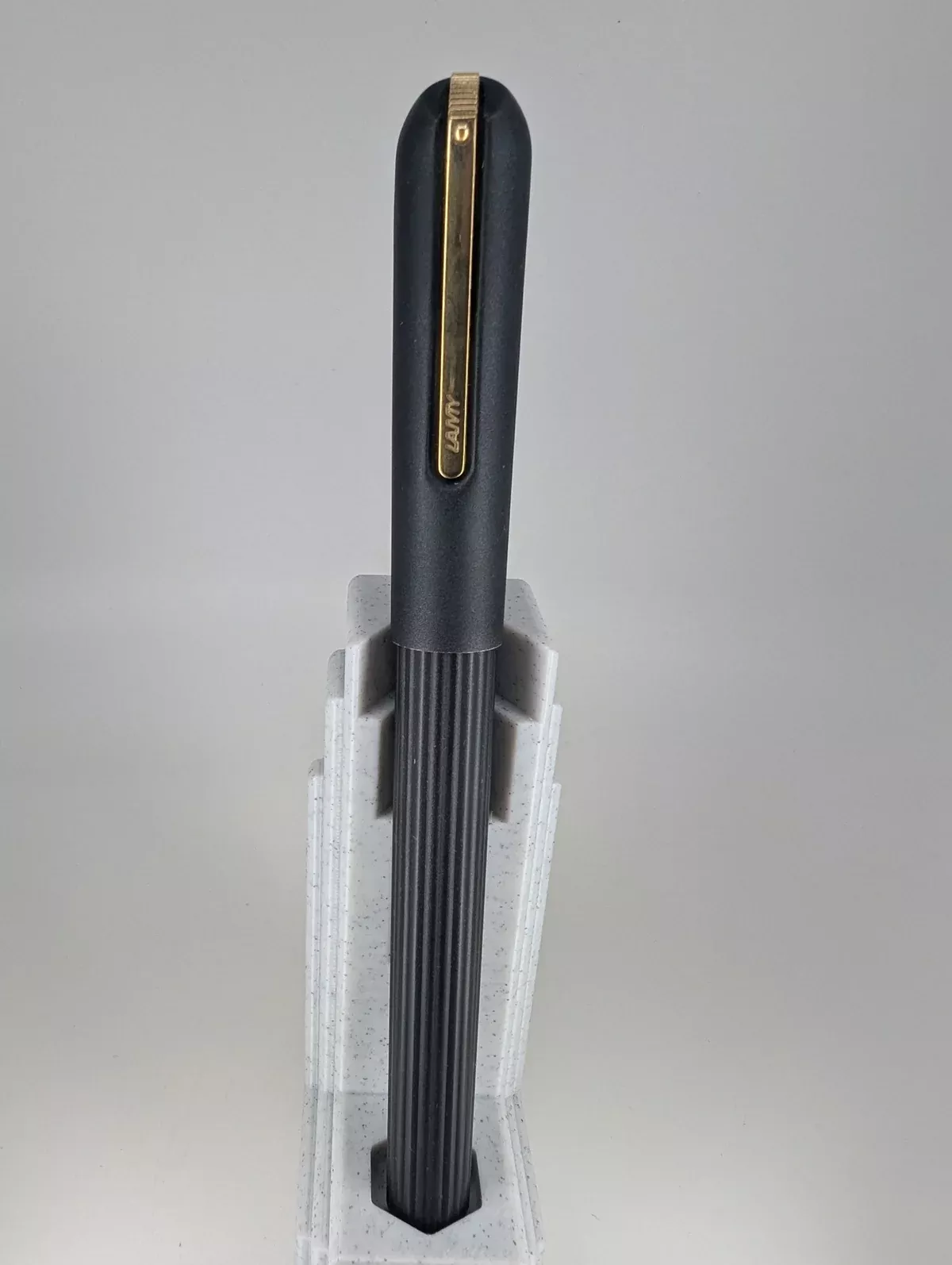 *Consignment* Lamy Persona Black Fountain Pen 18k Gold Medium Nib