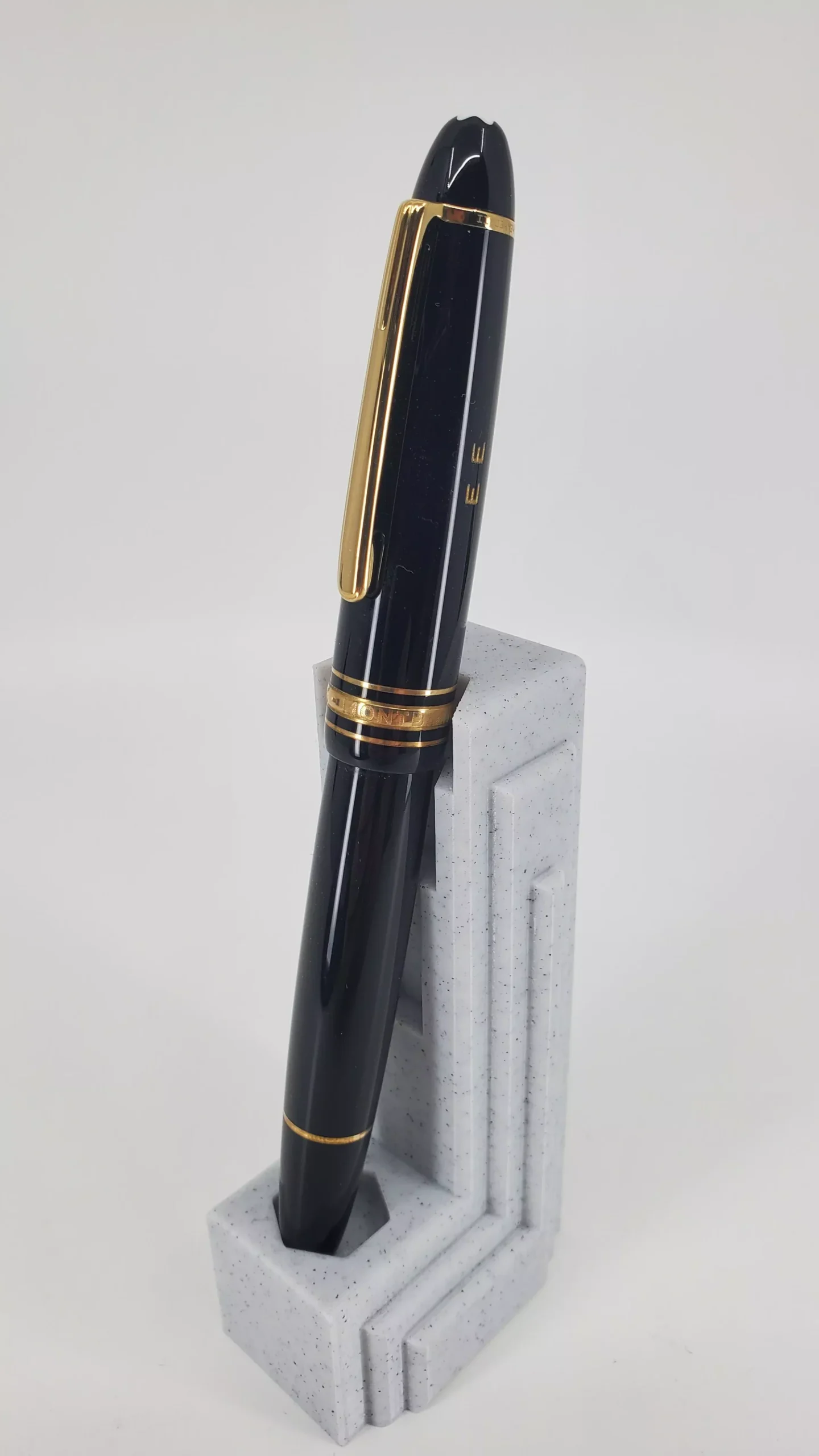 *Consignment* Montblanc LeGrand Rollerball Pen