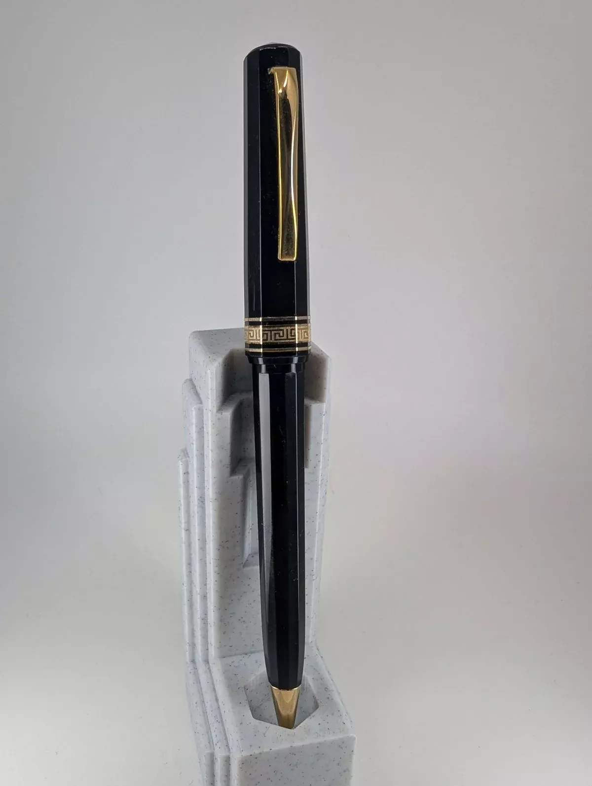 *Consignment* OMAS Extra Black Paragon w/ Gold Trim Mechanical Pencil