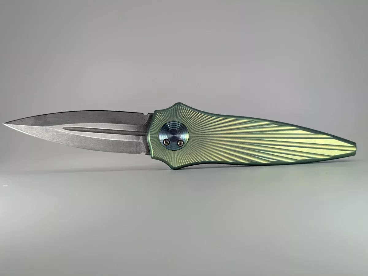 *Consignment* Paragon Warlock Metallic Green Titanium Starburst Gravity Knife