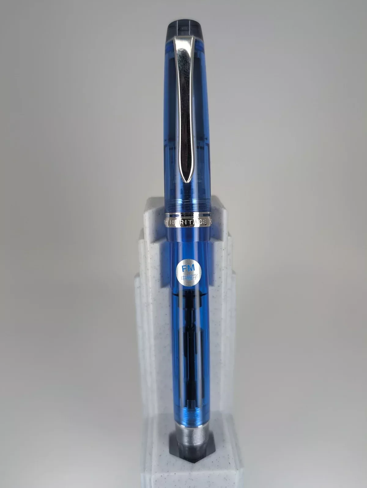 *Consignment* Pilot Custom Heritage 92 Blue Fountain Pen 18k Gold Fine/Medium Nib