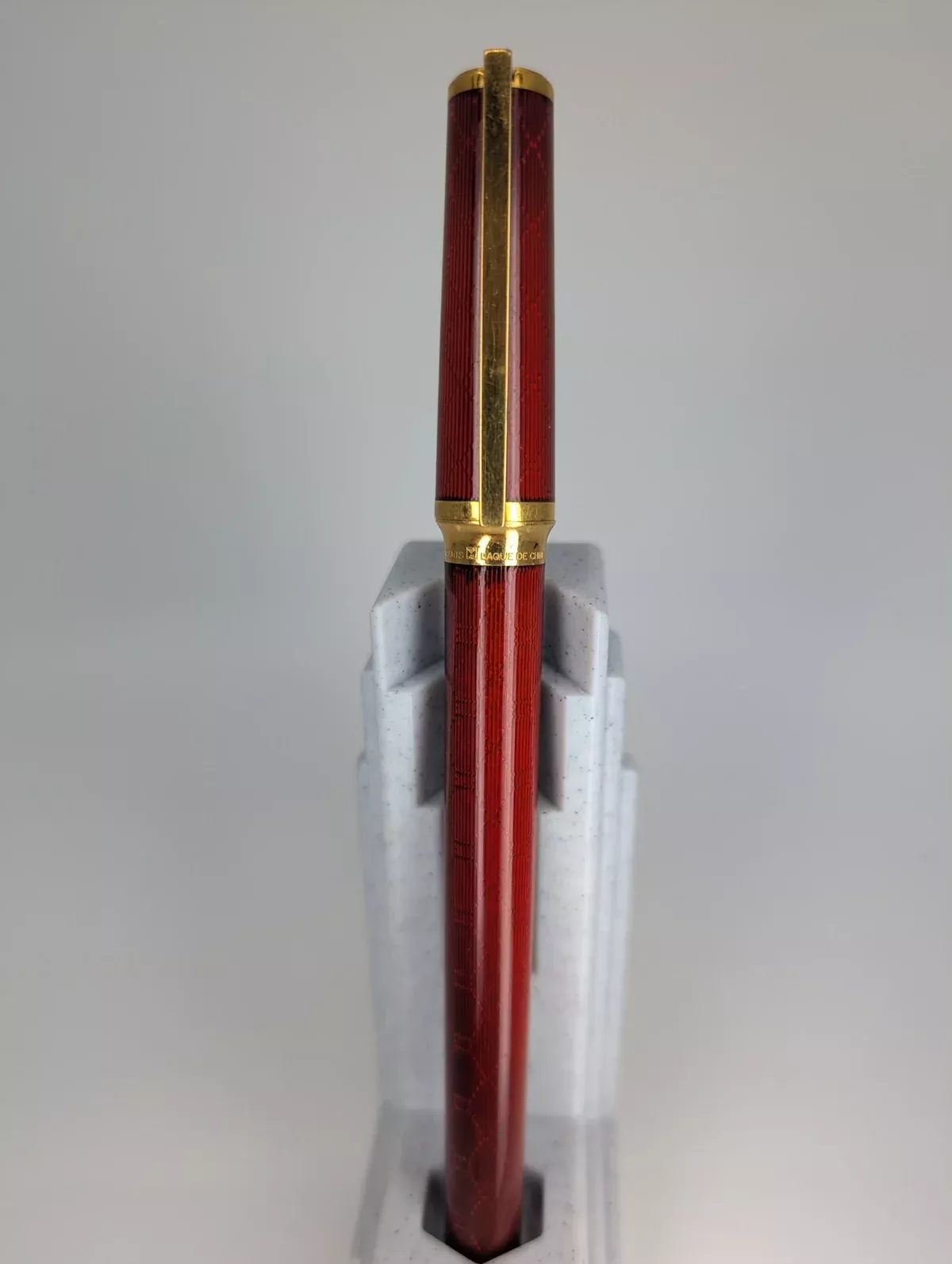 *Consignment* S.T. Dupont Montparnasse Chairman Grenat Rollerball Pen