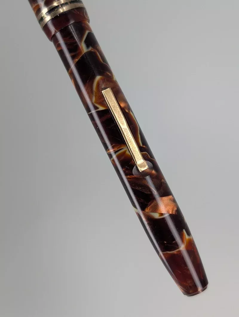 *Consignment* Vintage Eagle Fountain Pen 14k Gold Medium Flex Nib