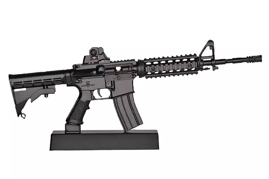 Goat Guns AR-15 1:3 Scale Model – Black