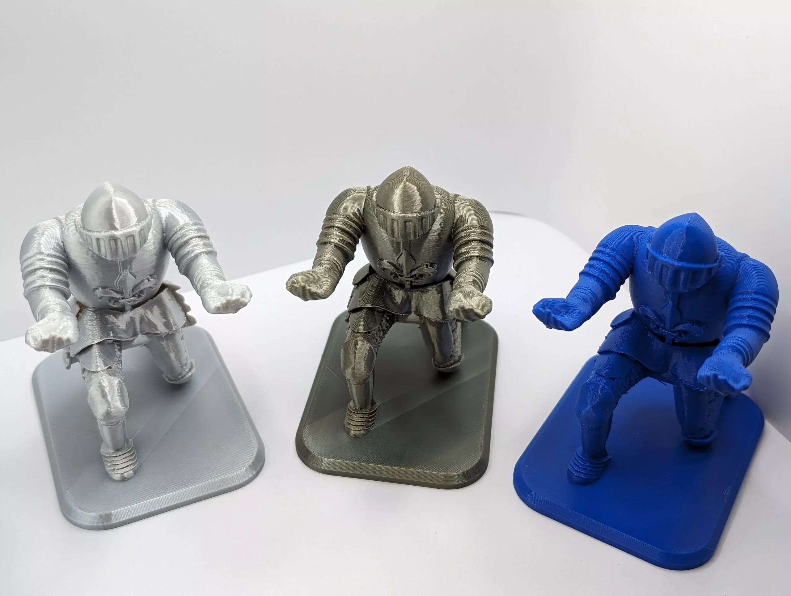 Knight Pen / Knife Holder