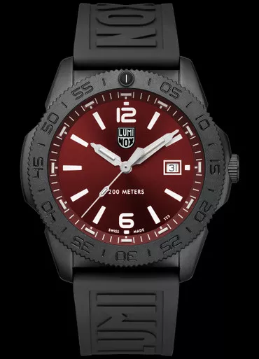 Luminox Pacific Diver 3120 Series Red