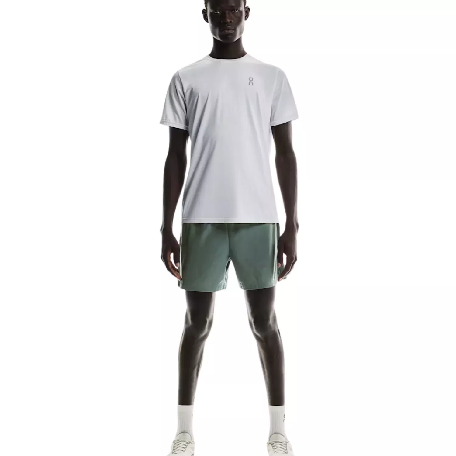 On Running Men’s 5″ Core Shorts