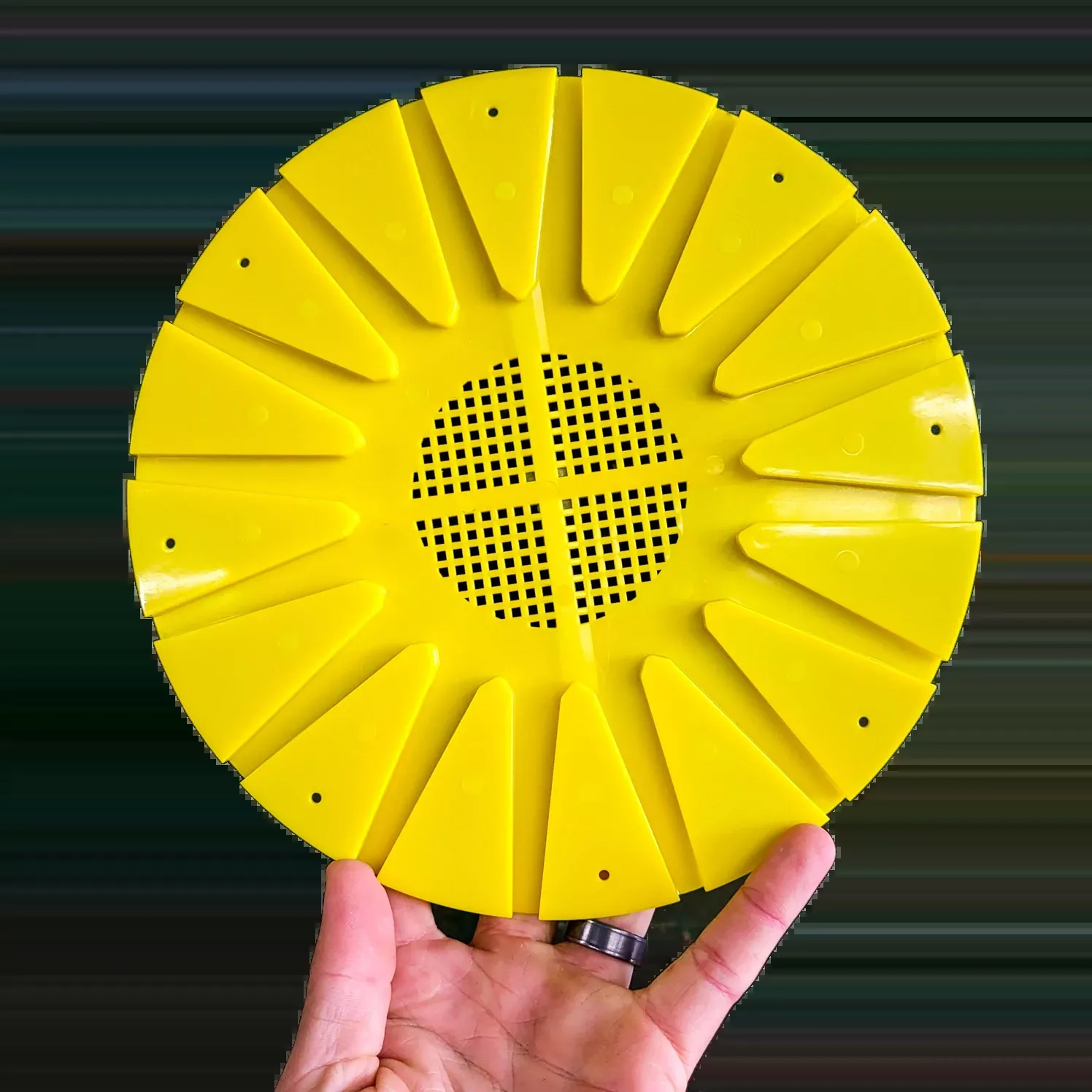 Plastic Round 16 Way Bee Escape