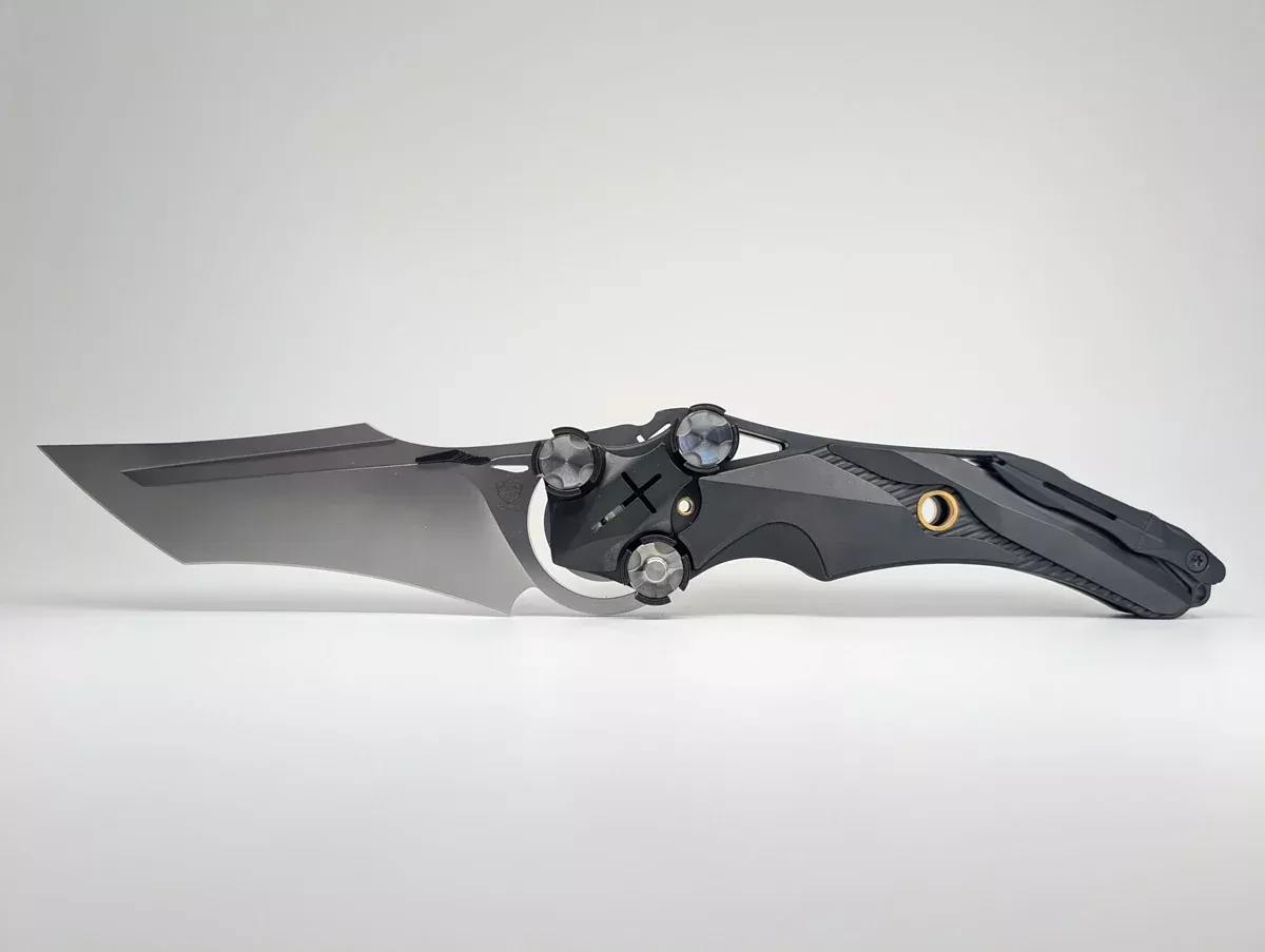 Poikilo x Mundus "Penitentia" Buttonlock Folding Knife