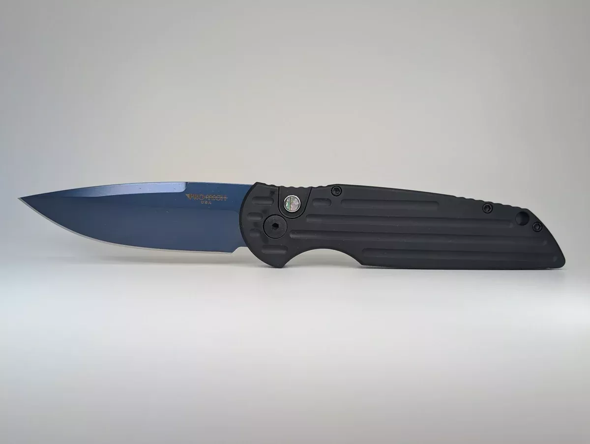 Protech Tactical Response 3 ( TR-3 ) Sapphire Blue Magnacut Auto Folding Knife