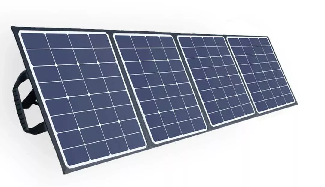 Southwire 100W Quad-Fold Solar Panel• 53224