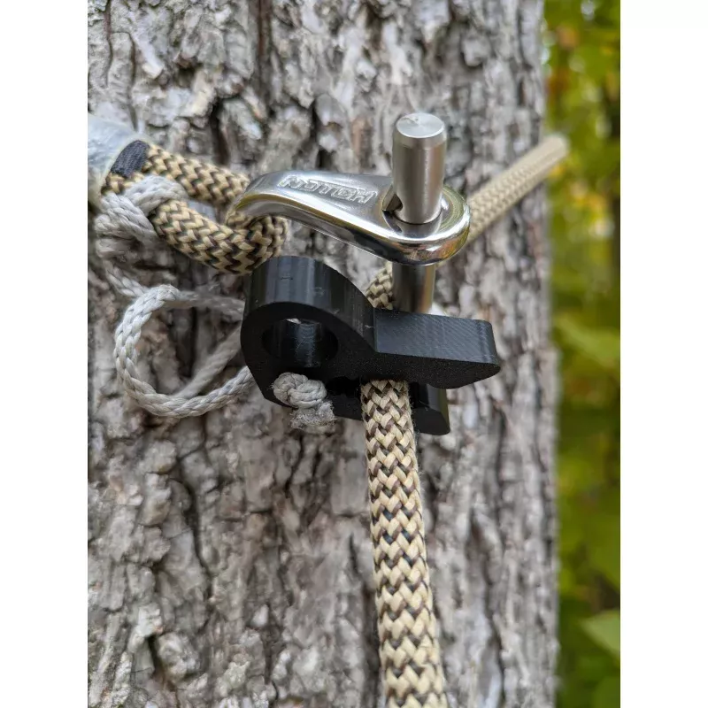 T-REX Tether Clip – Mobile / Saddle Hunting / One Sticking