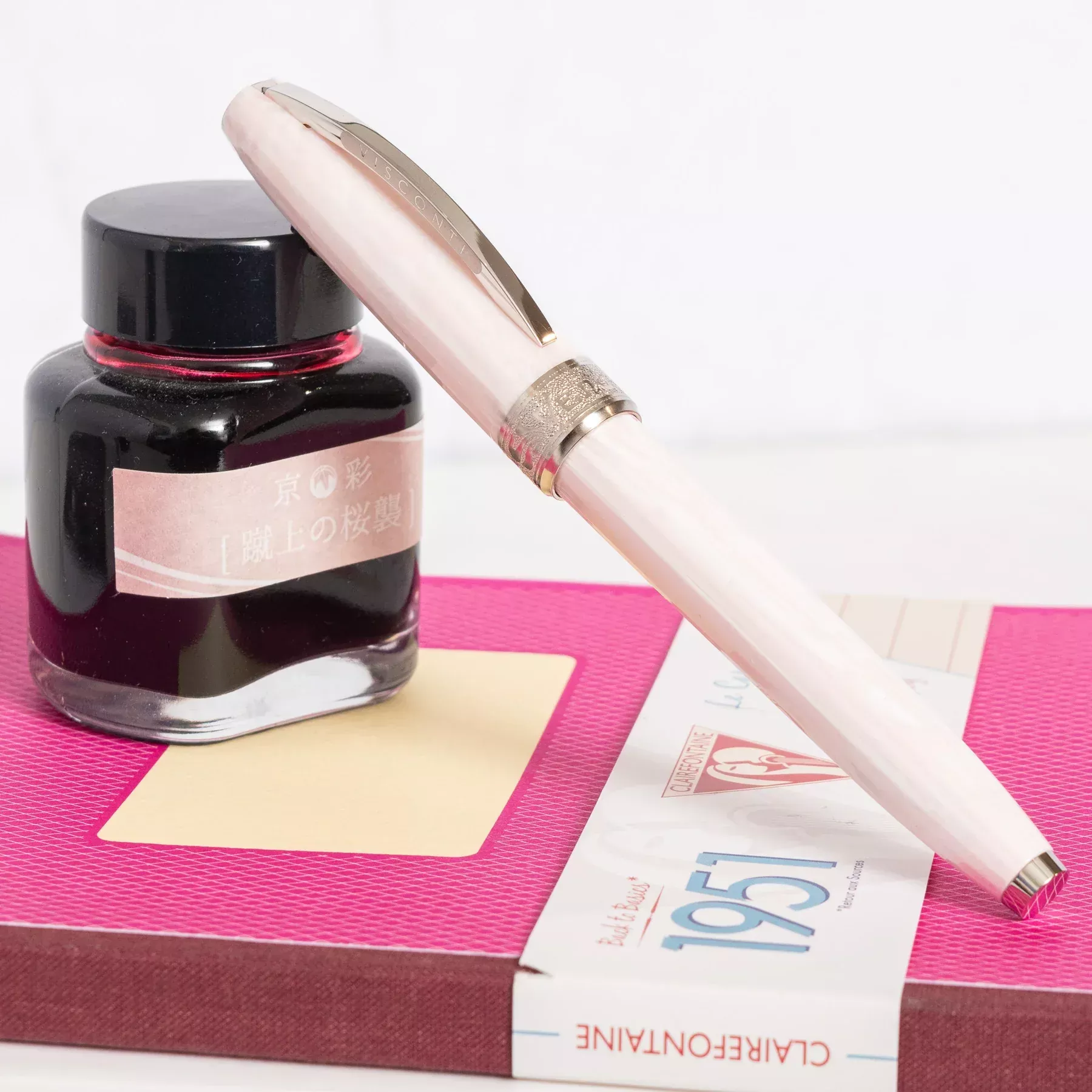 Visconti Michelangelo Venus Rose Marble Fountain Pen Medium Nib