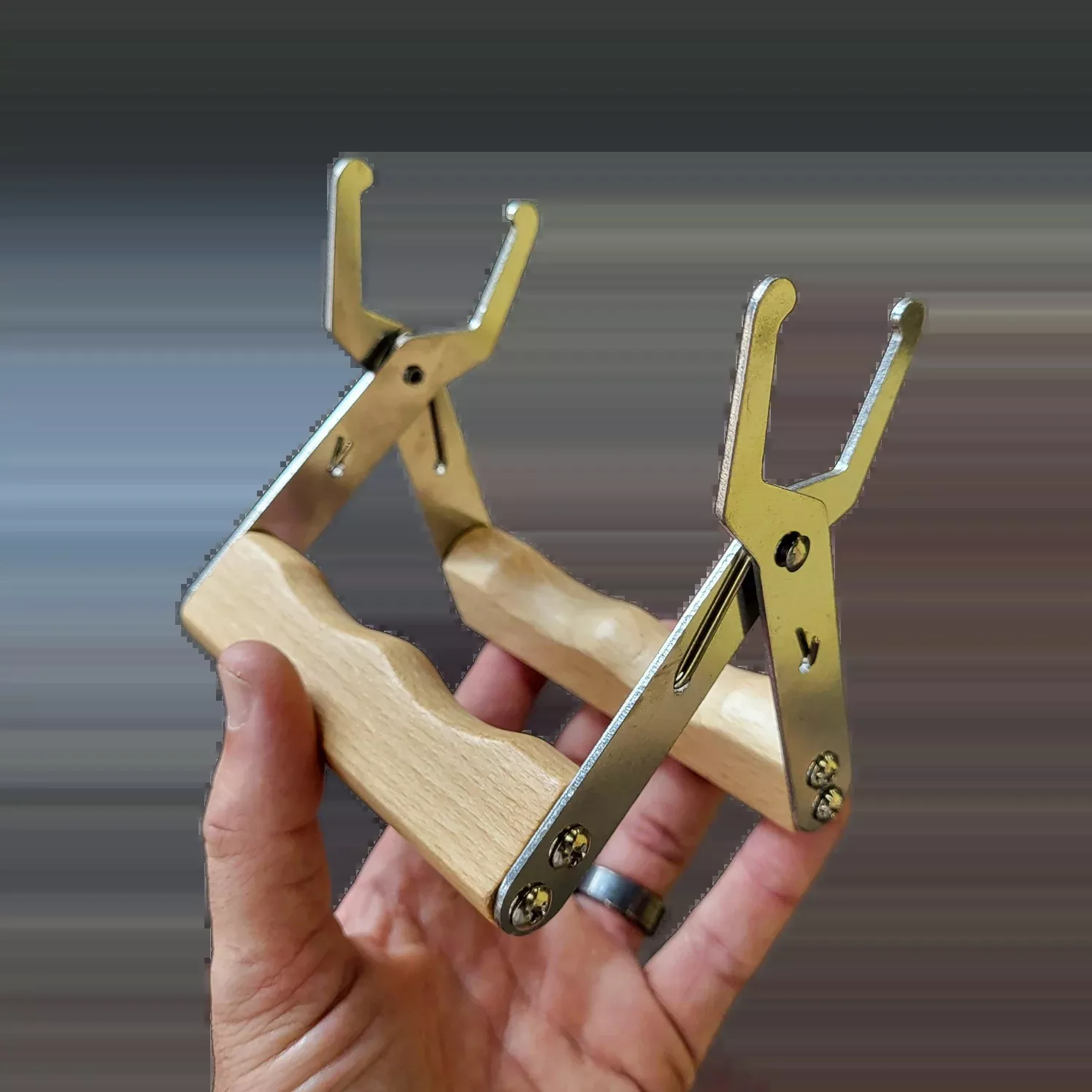 Wooden Frame Grip